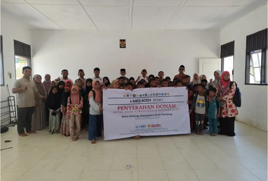 Solidaritas Dosen Matematika Aceh: I-MES Salurkan Donasi bagi Siswa Terdampak Banjir Bandang